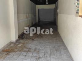 For rent business premises, 105.00 m², near bus and train, almost new, Calle Alt Camp, 16