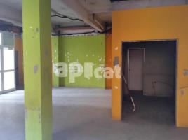 For rent business premises, 117.00 m², near bus and train, Calle Tarragona