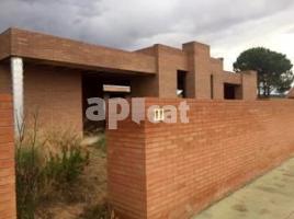 Houses (villa / tower), 400.00 m², almost new, Calle dels Angels, 11