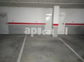 Plaza de aparcamiento, 15.00 m², Calle de Castella