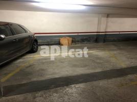 For rent parking, 26.00 m², Calle de València, 85