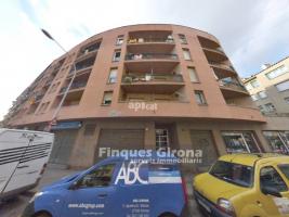 Local comercial, 216.00 m²