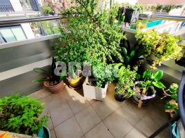 Flat, 141.00 m², near bus and train, almost new