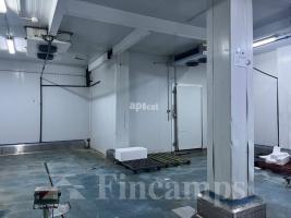 Nave industrial, 590.00 m²