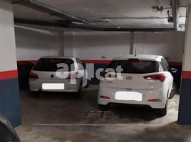 Parking, 40.00 m², almost new, Calle Canigó