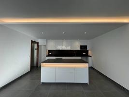 Flat, 129.45 m², new