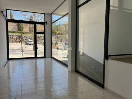 Local comercial, 144.00 m²