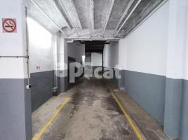 Parking, 11.00 m², almost new