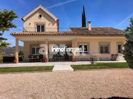 Houses (villa / tower), 600.00 m², Calle DEL PONTET, 3