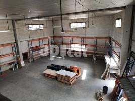 Nave industrial, 1517.00 m²