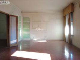 For rent flat, 221.00 m²