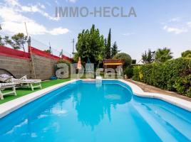 Houses (villa / tower), 336.00 m², almost new