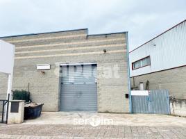 Industrial, 253.00 m², almost new