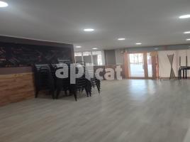 Alquiler local comercial, 100.00 m², Calle Sant Isidre