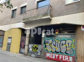 For rent parking, 10.00 m², Calle de Tordera, 2