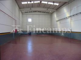 For rent industrial, 404.00 m²