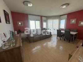 Flat, 97.00 m², almost new