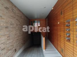 New home - Flat in, 152.00 m², near bus and train