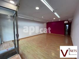 For rent business premises, 55.00 m², near bus and train