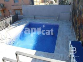 Houses (detached house), 287 m², almost new, Zona