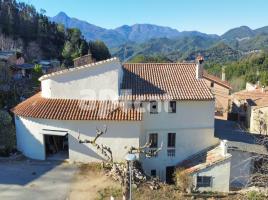 Houses (country house), 500.00 m², almost new, Calle Josep Serrahima, 9