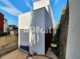Houses (terraced house), 215.00 m², near bus and train, almost new, Begur