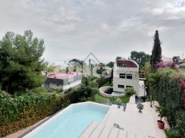 Houses (detached house), 800.00 m², close to bus and metro, Pearson