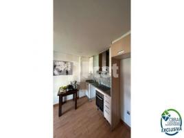 Apartament, 45.00 m², near bus and train, almost new, Muga - Gran Reserva - Badia