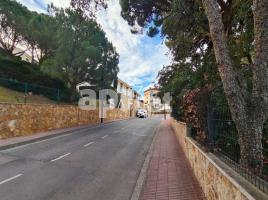 Houses (villa / tower), 163 m², almost new, Zona