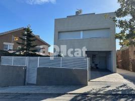 Houses (detached house), 267.00 m², almost new, Calle DELS PINS, 4