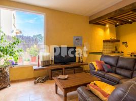Houses (detached house), 306.00 m², almost new, Calle Ter