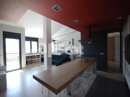 Flat, 105.00 m², almost new