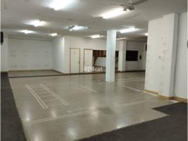 Local comercial, 220.43 m²