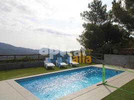 Houses (detached house), 160.00 m², near bus and train, almost new, Serra Brava