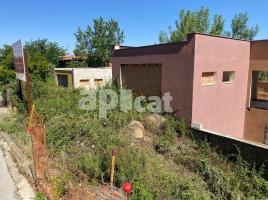 New home - Houses in, 264.00 m², near bus and train