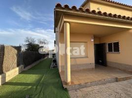 Houses (terraced house), 175.00 m², near bus and train, almost new, Collbató