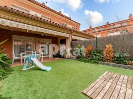 Houses (detached house), 170.00 m², near bus and train, Mont-Roig