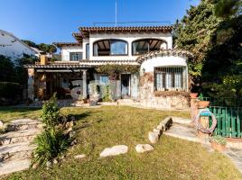 Houses (detached house), 320.00 m², near bus and train, CALA CANYELLES