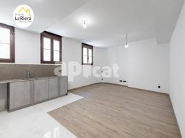 New home - Flat in, 127.52 m², near bus and train, new