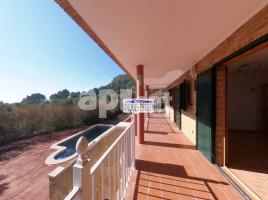 Houses (detached house), 234.00 m², near bus and train, almost new, Castellvell del Camp