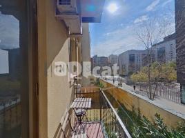 Flat, 59.00 m², close to bus and metro