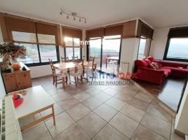 Houses (detached house), 303 m², almost new, Zona