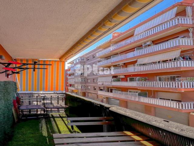 Piso, 122.00 m², cerca de bus y tren, Ronda Rafael Estrany