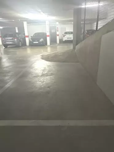 Plaza de aparcamiento, 15 m²