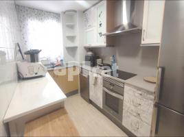 Flat, 107.00 m², almost new