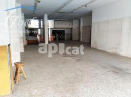 Local comercial, 136.00 m², Calle de Sant Antoni