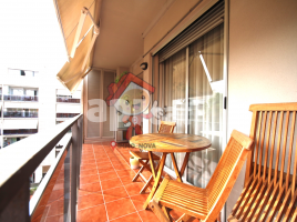 Flat, 121.00 m², almost new