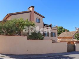Houses (detached house), 140.00 m², almost new