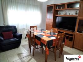 Flat, 60.00 m², almost new