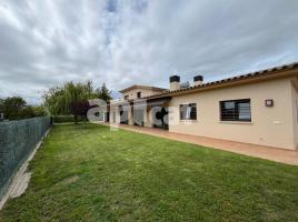 Houses (detached house), 322.00 m², almost new, Calle del Pinetell
